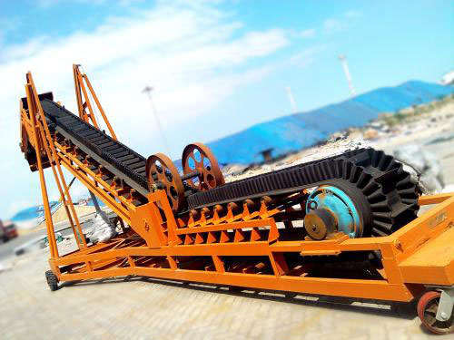 DJ Type Large Angle Belt Conveyor